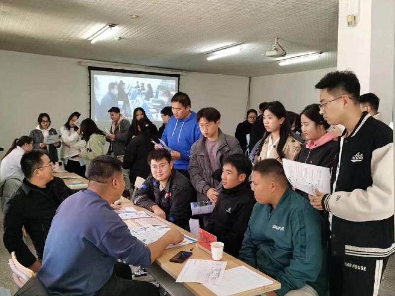 赤峰瑞阳在自治区高校参加校园专场招聘会